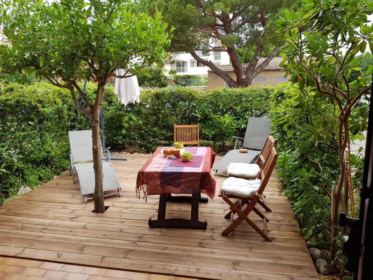 Studio Confortable Au Calme Proche Du Port Et De La Plage Grande Terrasse Et Parking Residence Le Grand Large Сен-Мандрие-сюр-Мер Экстерьер фото